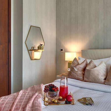 Durrani Homes - Designer 2Br Apt With Stunning Burj Khalifa And Fountain View 두바이 외부 사진